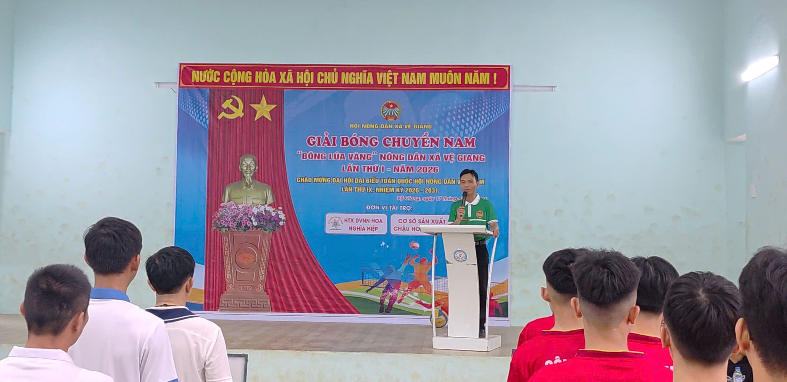 Giải bóng chuyền Bông Lúa Vàng 2026 khai mạc tại xã Vệ Giang